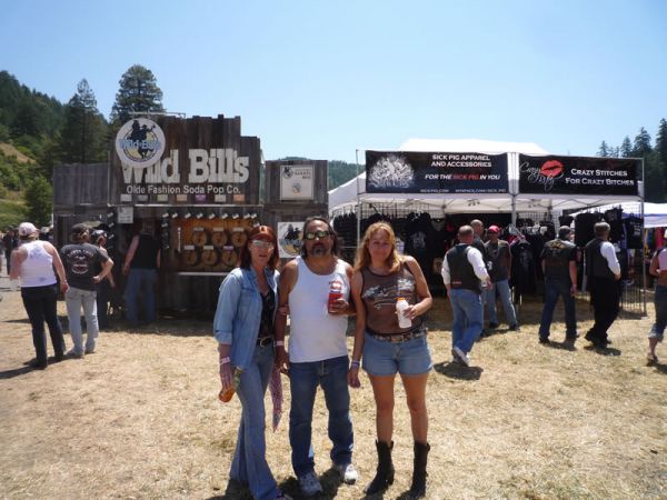 Russ, Cindy &amp; Laura hitting the Redwood Run Vendor