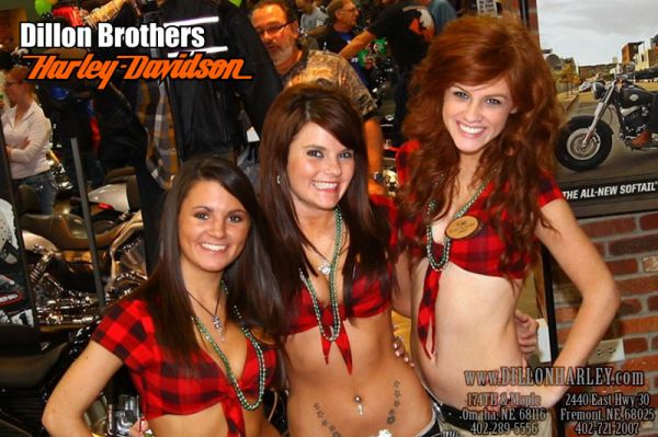 Twin Peaks Girls are the best.