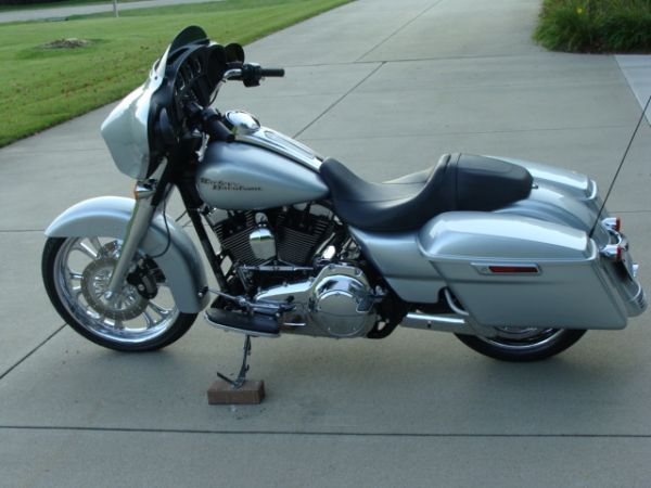 2014 silver Street Glide